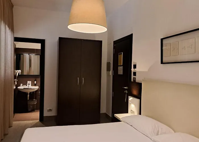 Lh Excel Montemario 4* Roma