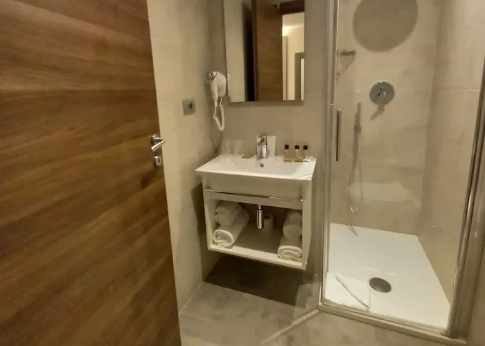 Lh Excel Montemario 4* Roma